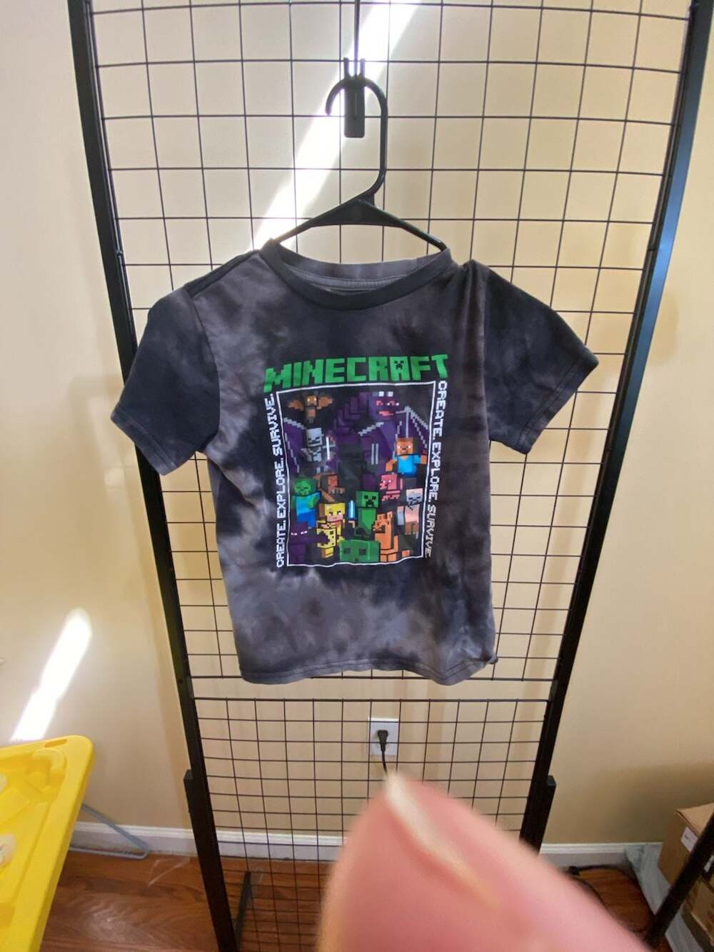 Minecraft Character Group Tie-Dye Short Sleeve T-Shirt Size M Mad Engine